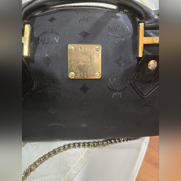 MCM BLACK NYLON BOSTON BAG-AUTHENTIC - Picture 12 of 16